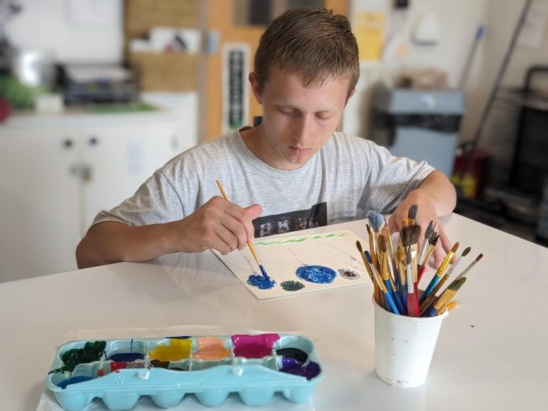 Benefits of Art Therapy for Autistic Individuals Shrub Oak